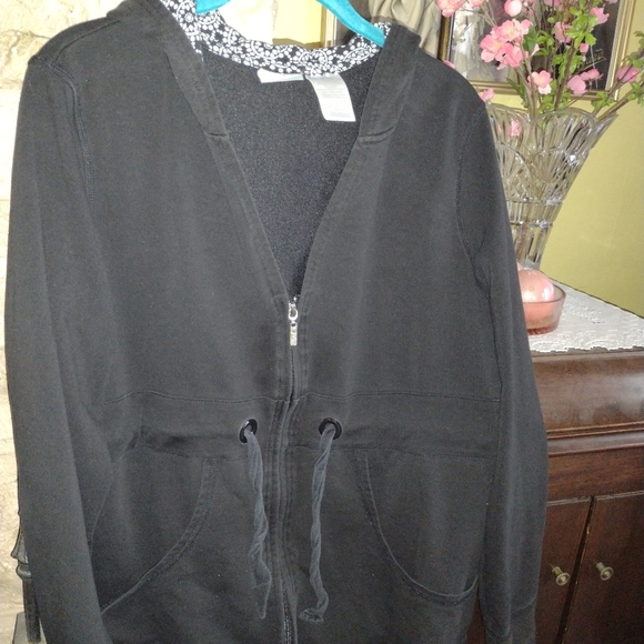 Women's clothes - Picture 5 of 16